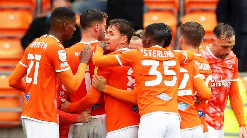 布萊克浦|英冠：布萊克浦vs米堡，主隊(duì)實(shí)力不濟(jì)，米堡順勢(shì)拿分！