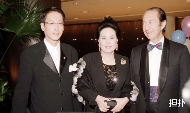 何鸿燊|父亲智商高达180，母亲是世界名模，爷爷身家千亿奶奶有百套房子