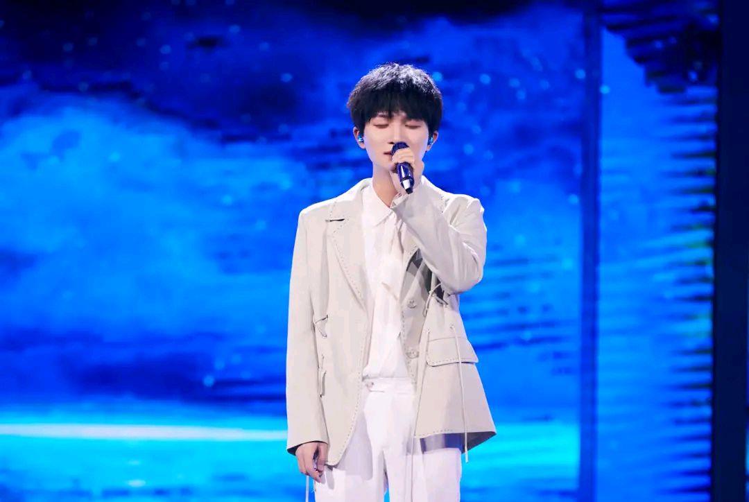 周深|又一音乐盛典官宣嘉宾阵容:周杰伦领衔,邓紫棋周深最受网友期待