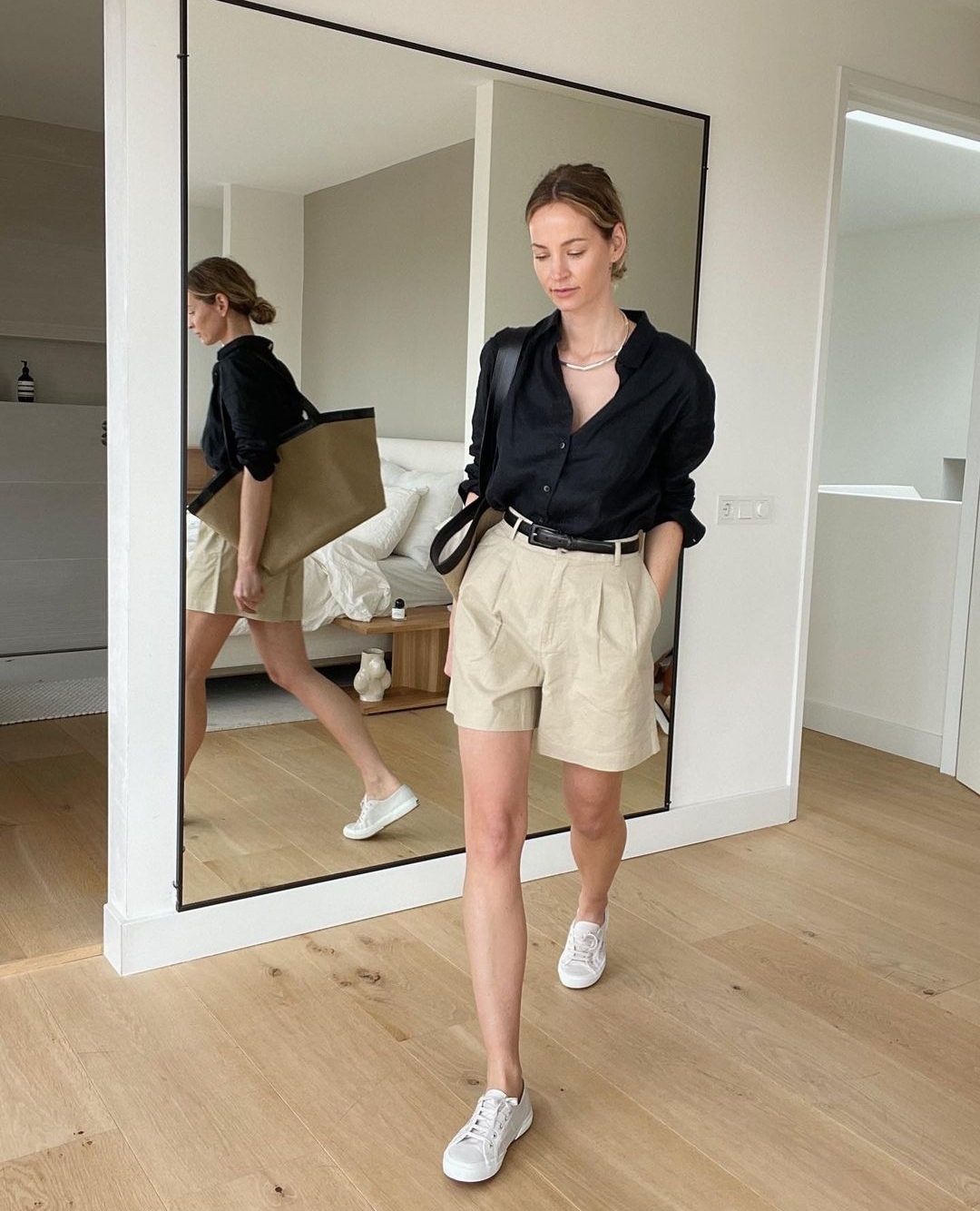 猫姐品衣有道|阔腿裤Out！夏季的潮裤C位应该是“爸爸裤”，时髦到不像话