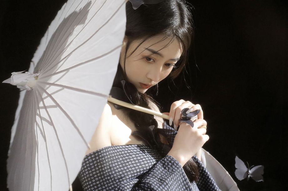 破茧 摄影师 Lila-阿敏