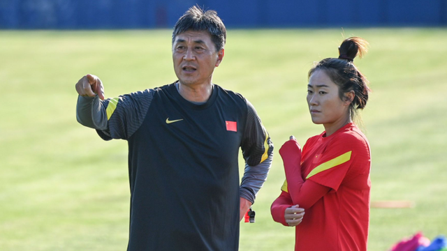 清浅微笑的我|打击加倍！兵乓丢冠，女排连败，女足淘汰