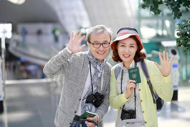 筱筱漫谈情感|二婚老伴拉黑我以后，还能在一起吗？52岁女人：卑微换不回来爱