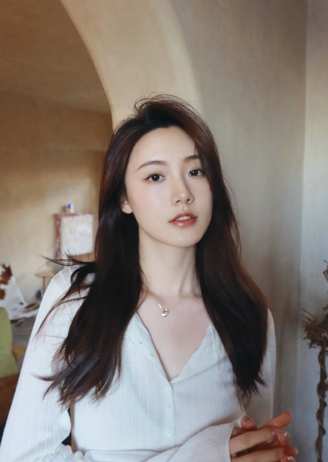 美术馆|演员张乔耳今日美术馆打卡 随时拍太美了~