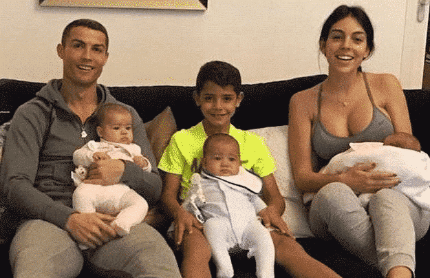 C罗|拒绝奥尼尔、霍华德追求,超模乔丹卡佛为何对C罗情有独钟?