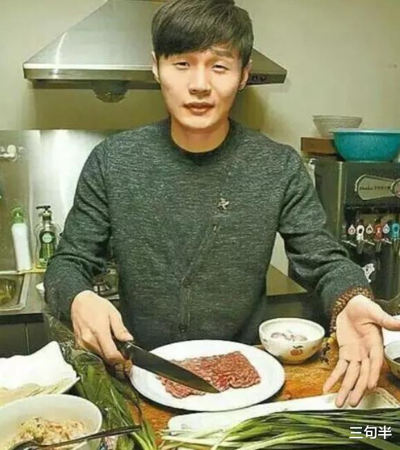 李荣浩|李荣浩30天瘦16斤，减肥食谱公开：自律的人，舍得对自己下狠手