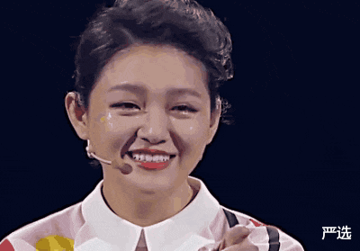 拳王老婆拼四胎狂护肤，穿衣超暴露被批：穿了不如不穿