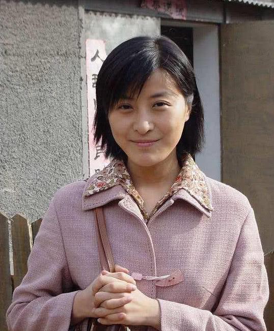 春晚|被赵本山捧红，拒上春晚，嫁给于洋，“玉芬”王雅捷比你想的聪明