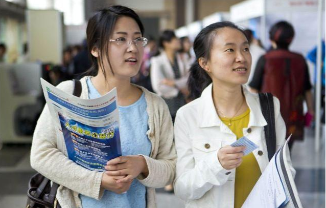 中国邮政|中国邮政秋招开始了，各项福利待遇都很不错，考上就是“铁饭碗”