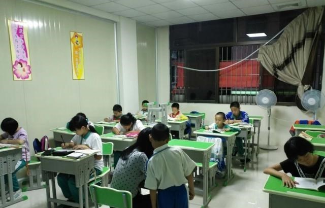 依科育儿吧|教育部：课后服务全覆盖，“5+2”模式带来什么？辅导班何去何从