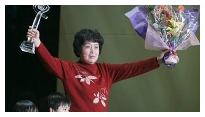 |那位割肝救儿，感动中国的“暴走妈妈”，11年过去了她现状怎样？