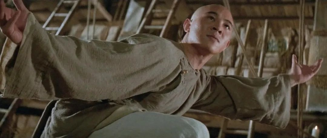 黄飞鸿|《黄飞鸿之壮志凌云》竹梯决战：李连杰受伤，三个替身每天16小时拍了31天