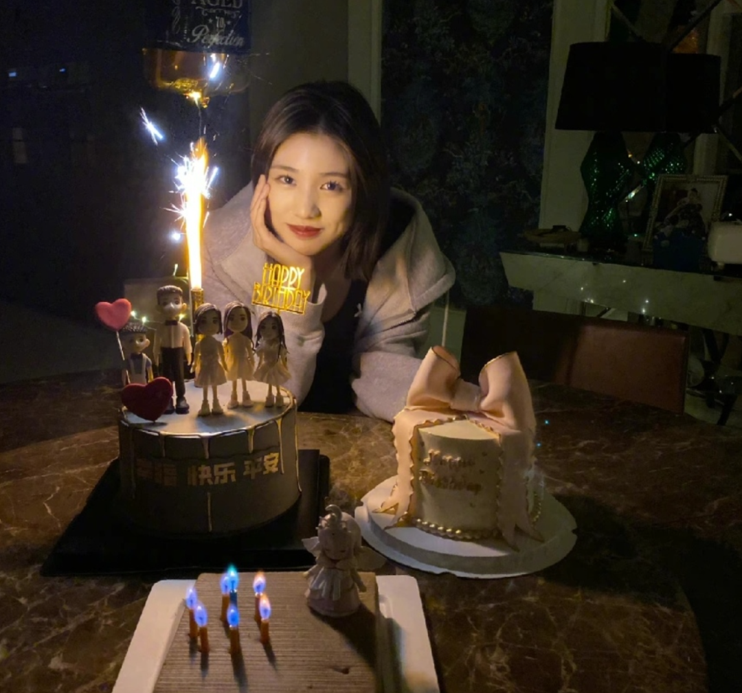 陈数|章子怡为继女庆生，16岁小苹果展现成熟风，与醒醒同框超有爱