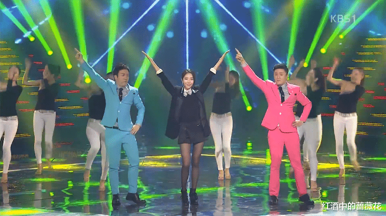 裴涩琪|《小苹果》女主裴涩琪，曾参演浪漫满屋，34岁嫁小两岁主播