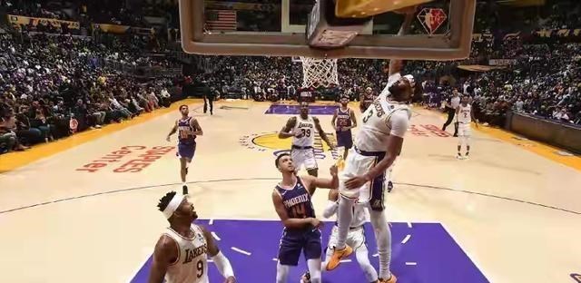 宓孤林|浓眉威少合计24中8，安东尼成唯一遮羞布，沃格尔别再盲目自信了