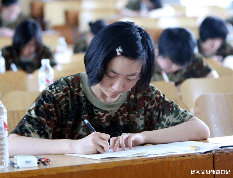 文职|军队文职,正式编制,月薪高福利好,需3000多人专科生也有机会