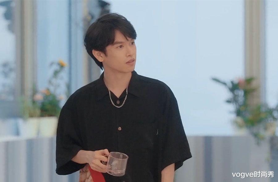 心动的信号第四季|心动的信号4:嘉宾职业曝光,男1是公司董事长,女5还在上大学