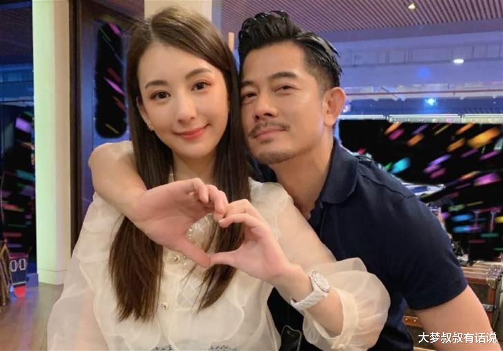 郭富城|郭富城前世情人，真面目曝光 ，挺鼻长睫毛网赞叹：基因强大