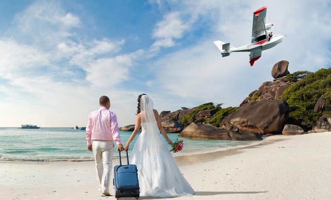 三姐爱读书 五一假期涌现“补偿式结婚潮”：你是旅行结婚，还是办传统婚礼？