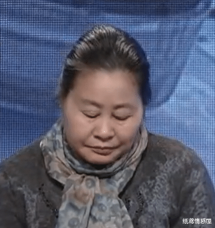 纸鸢情感屋 姐姐挣钱养全家，一吵架就被弟弟打断胳膊，全家反偏袒弟弟太寒心