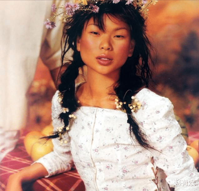 吕燕|“丑模”吕燕:一路逆袭成名模,远嫁法国贵族,看长相必牢记