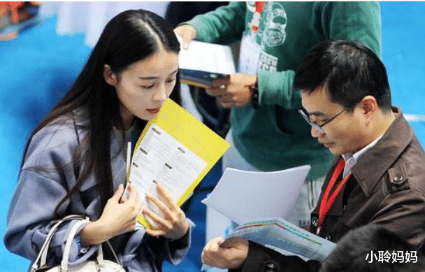 招聘|5月起中国烟草开始全国招聘，福利好年薪10万+，专科生也能报