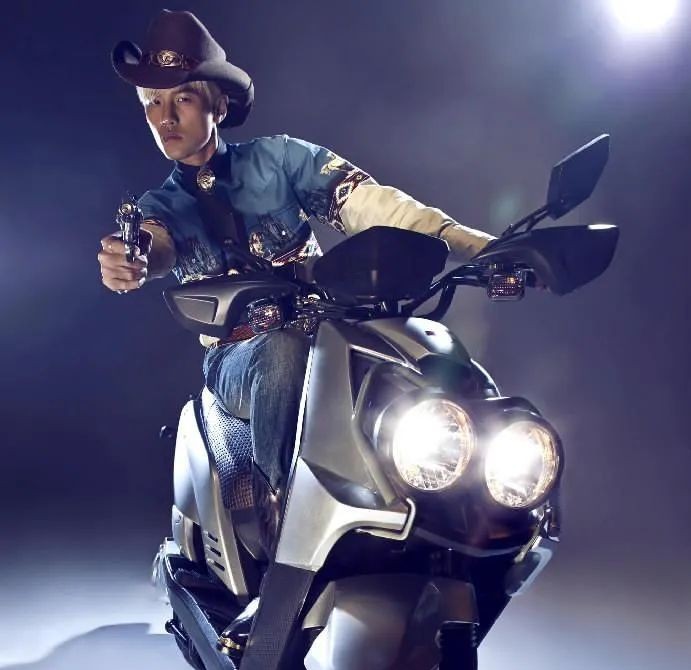 陈奕迅|“解约日”，最快的是王一博，最狠的是陈奕迅，最有远见的是周董