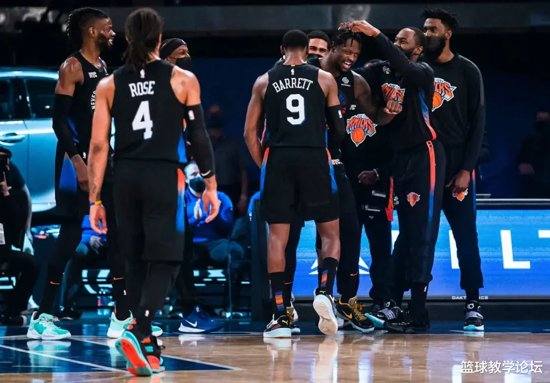 罗斯|场均19.5分4.8助攻！正负值+105！罗斯笑了，笑成一朵玫瑰花