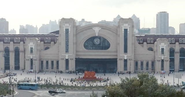 德云社|德云社团综第三期，三大细节看哭网友：感恩先辈为我们做出的牺牲