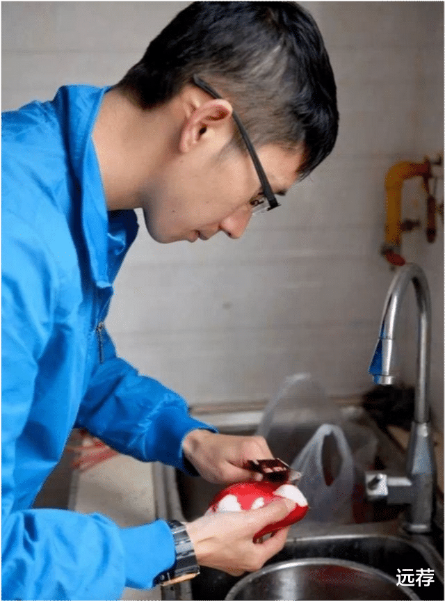 残疾人|马拉松遇难的残疾人，平时泡面果腹，赛前吃了一顿羊肉！