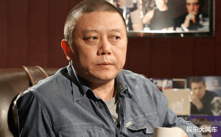 王朔|冯小刚拍电影没给王朔署名，拿5万登门道歉，被连人带钱轰了出来