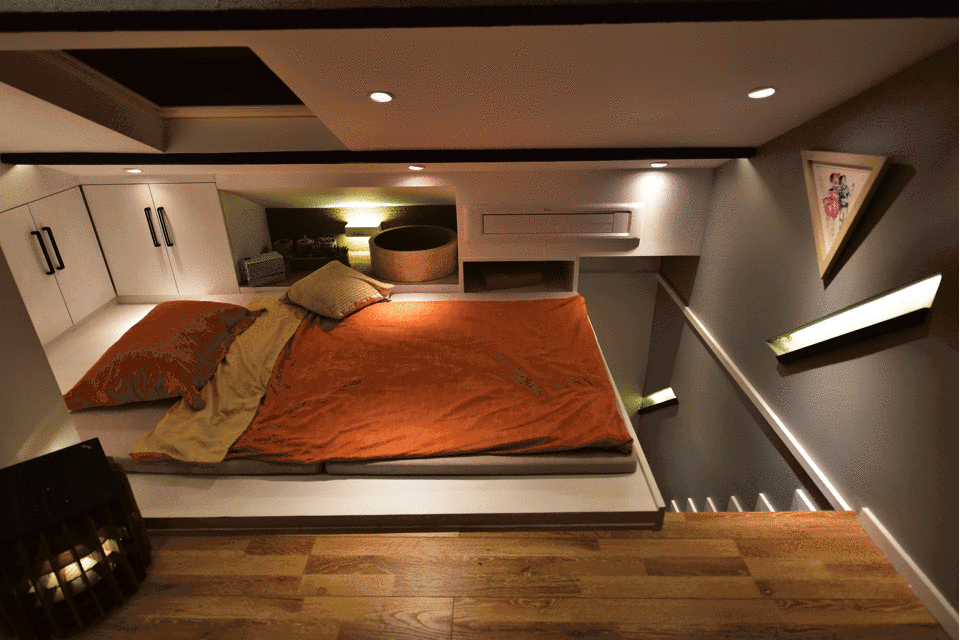 装修设计大全|上海蜗居实录，36岁剩女尴尬与父母同床睡，25㎡极限爆改花园别墅 ！