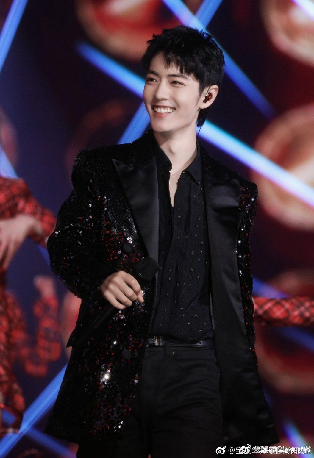 黄牛|黄牛曝光娱乐圈内幕，赵丽颖杨超越票价低，王一博不如肖战贵