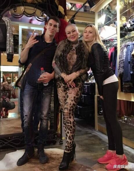 宾利|2019年，浙江女富婆征婚，声称结婚就送宾利豪车，如今她怎样了？