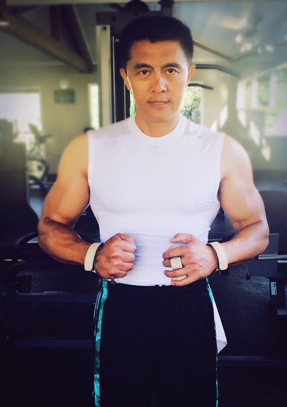 苗苗|“荧屏硬汉”常戎：与“80后”小妻子的家事情事笑泪交织