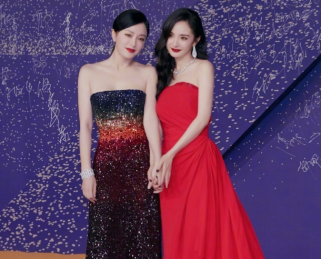 杨幂|杨幂秦岚同框引热议，秦岚气质秒杀杨幂，已婚和未婚的区别