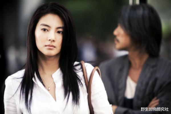 张雨绮|追她的人，真的从这里排到了法国。