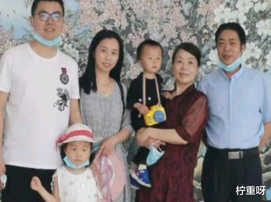 杜新枝|郭威懒理养母杜新枝，杜新枝称自己对养子视如己出，能问心无愧？