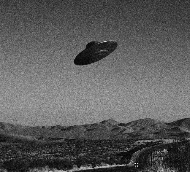 飞行器 特斯拉设计的“反重力飞行器”，到底能否实现？技术难点在哪里？