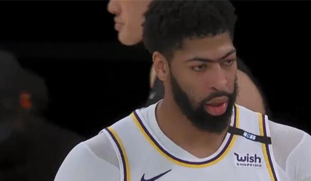 斯蒂芬·库里|快船锁定季后赛资格！湖人面临打附加赛，詹姆斯直接炮轰联盟规则