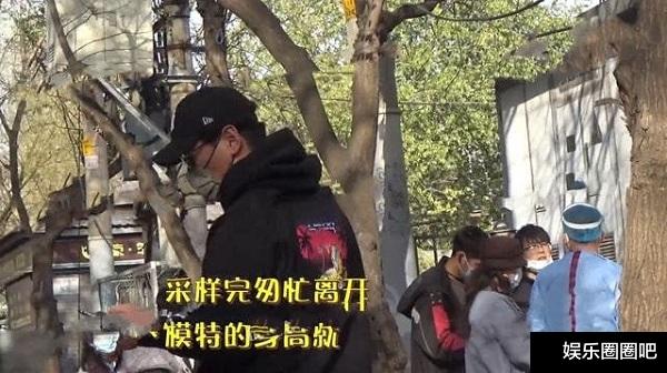 张亮|假离婚石锤？张亮接寇静和女儿一起回别墅，一家四口团聚画面温馨