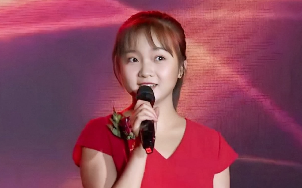 林妙可|2008年在奥运会上假唱,被母亲当成摇钱树的林妙可,如今怎么样了