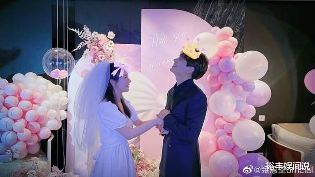 张檬|恭喜！小五求婚成功张檬：攒了很久的福气，终于等到你说我愿意