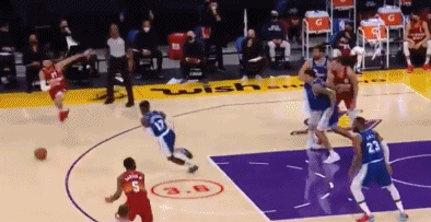 湖人隊|詹皇27+10+10超越張伯倫！湖人114-93掘金取3連勝 約基奇僅13分