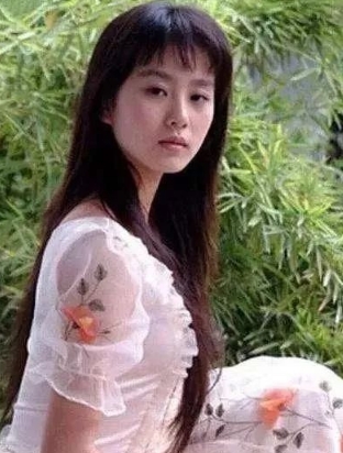 杨幂|杨幂：我18岁好看，景甜：我16岁好看，刘亦菲：有我14岁好看？