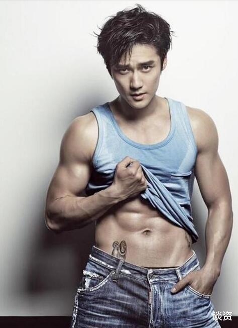 蒋劲夫|蒋劲夫近况曝光，满手臂纹身太社会，让人不敢靠近，被嘲讽打人更痛了