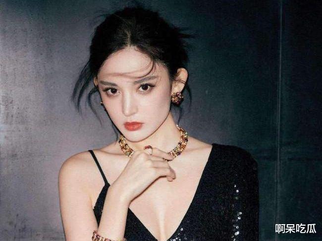 迪丽热巴|“新疆四美”重洗牌：佟丽娅垫底，热巴或将出局，最美是她！