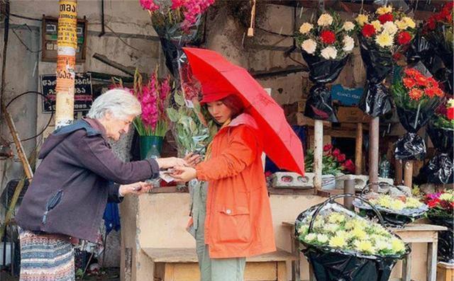 人民币 日本人的钱叫“日元”,人民币在国外被叫什么?说出来别不信