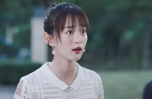 高伟光|何泓姗新剧官宣，挑战“双面人”大女主，这次找对了合适的角色？