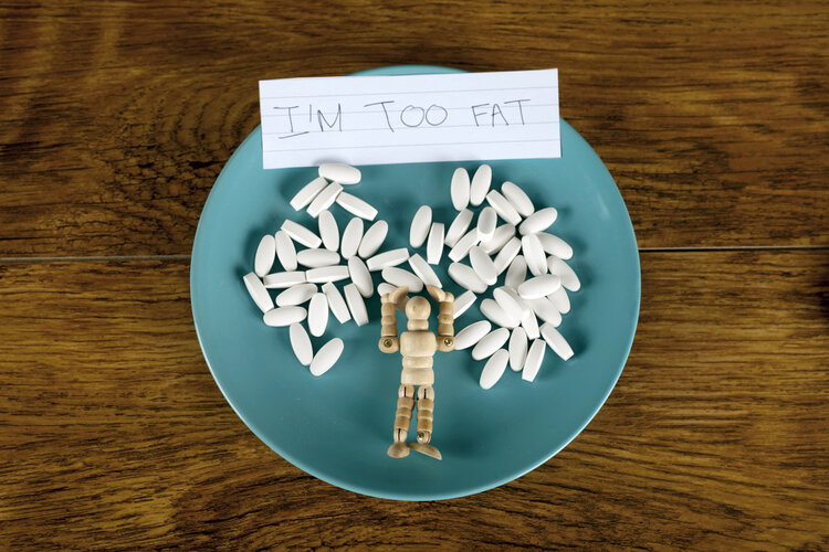 咳嗽|止咳神药甘草片，为什么药店不卖了？医生：它的危害知道的人太少